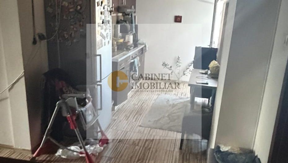 3 camere - 70MP | Decomandat | 2 Balcoane | Crangasi - Poză 11