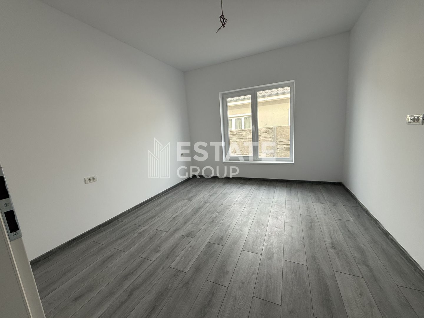 Duplex cu 4 camere in Mosnita Noua - Poză 8