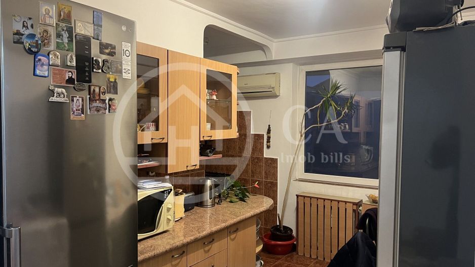 Apartament cu 3 camere de vanzare in zona Cantemir Oradea - Poză 4