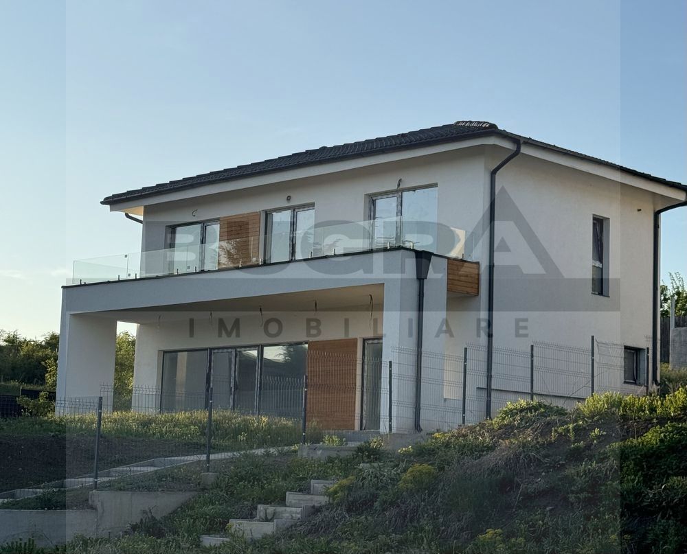 Casa individuala, 4 camere, vedere spre lac, Chinteni - Poză 1