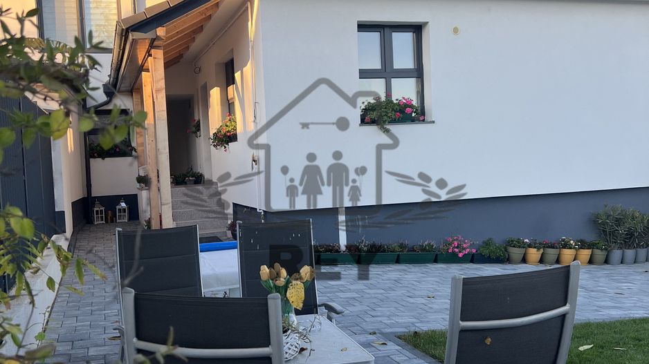 Duplex de vânzare Cisnădie / Zona Centru - Mall - Poză 4