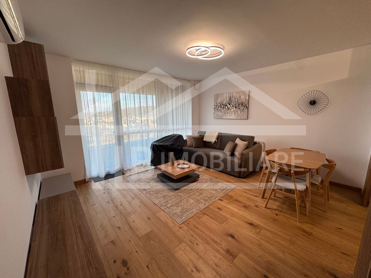 Apartament cu 2 camere, 55mp, parcare, Zona Concept 9 - Poză 1