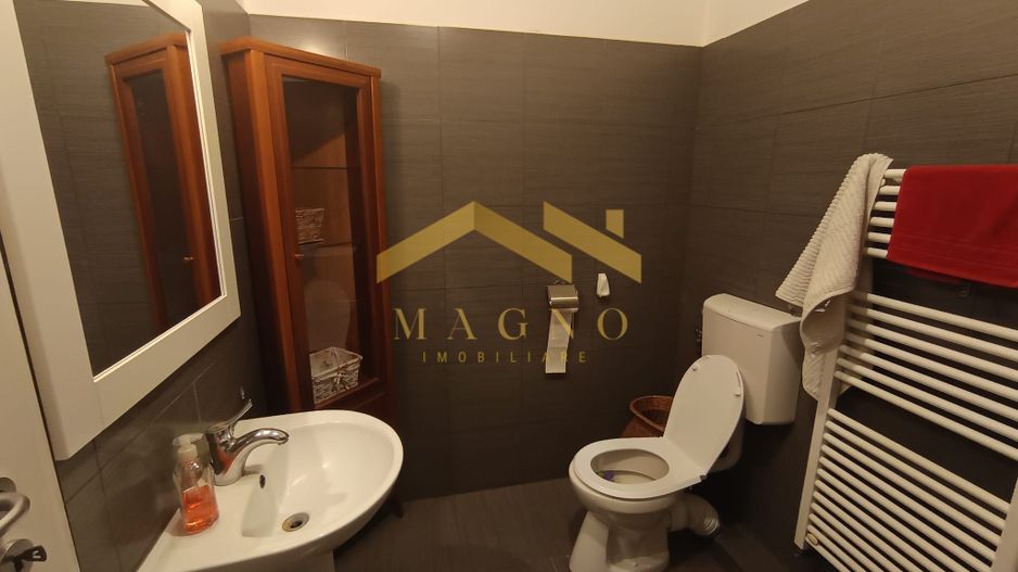 CASA SPATIOASA CU 4 CAMERE CARTIER GRADISTE - Poză 37