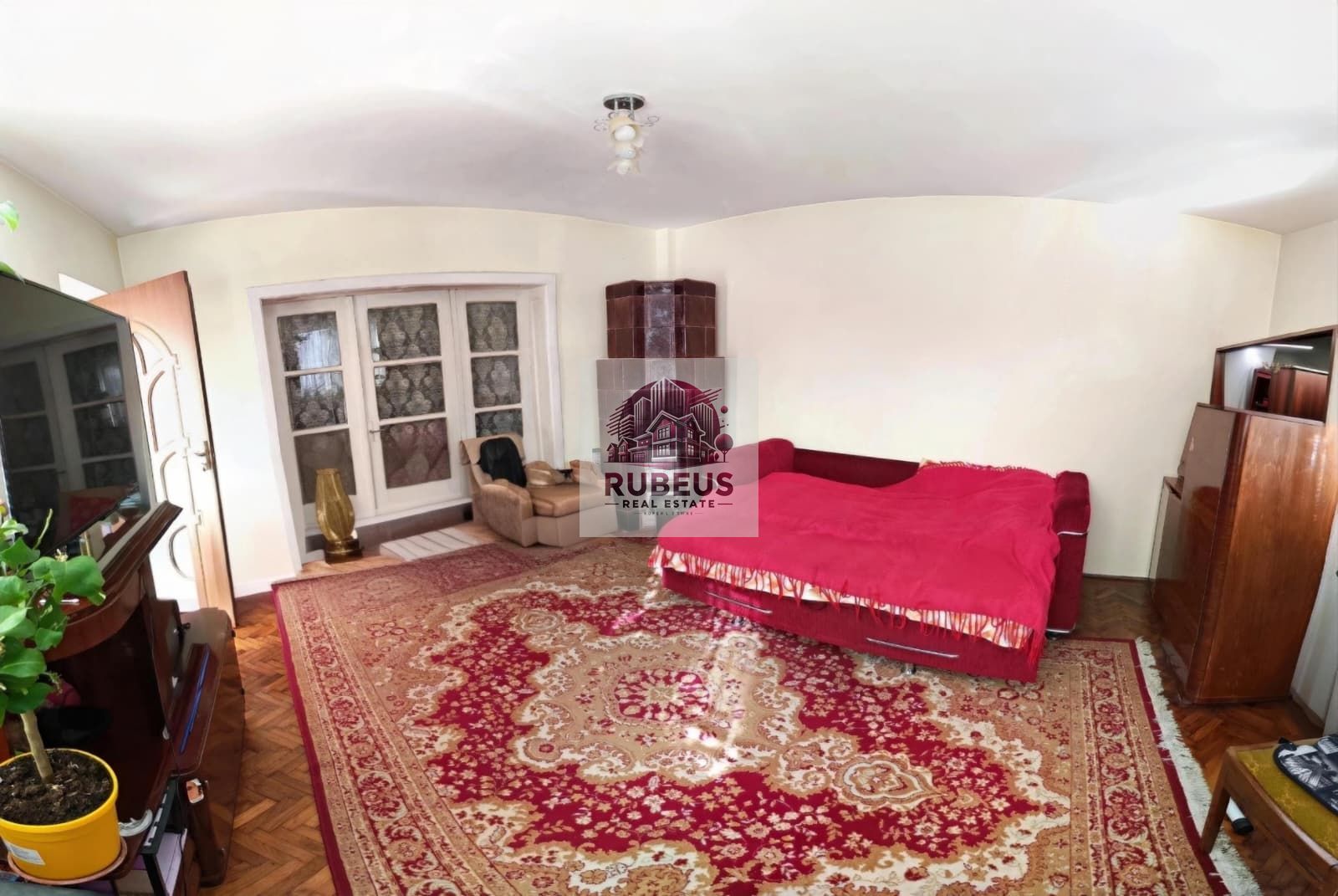 Casa cu personalitate in Calomfirescu – spatiu, liniste si teren gener - Poză 11