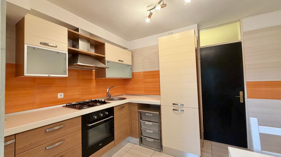 Apartament 3 camere decomandat – zona Teatrului Masca,/Bd. Uverturii - Poză 3