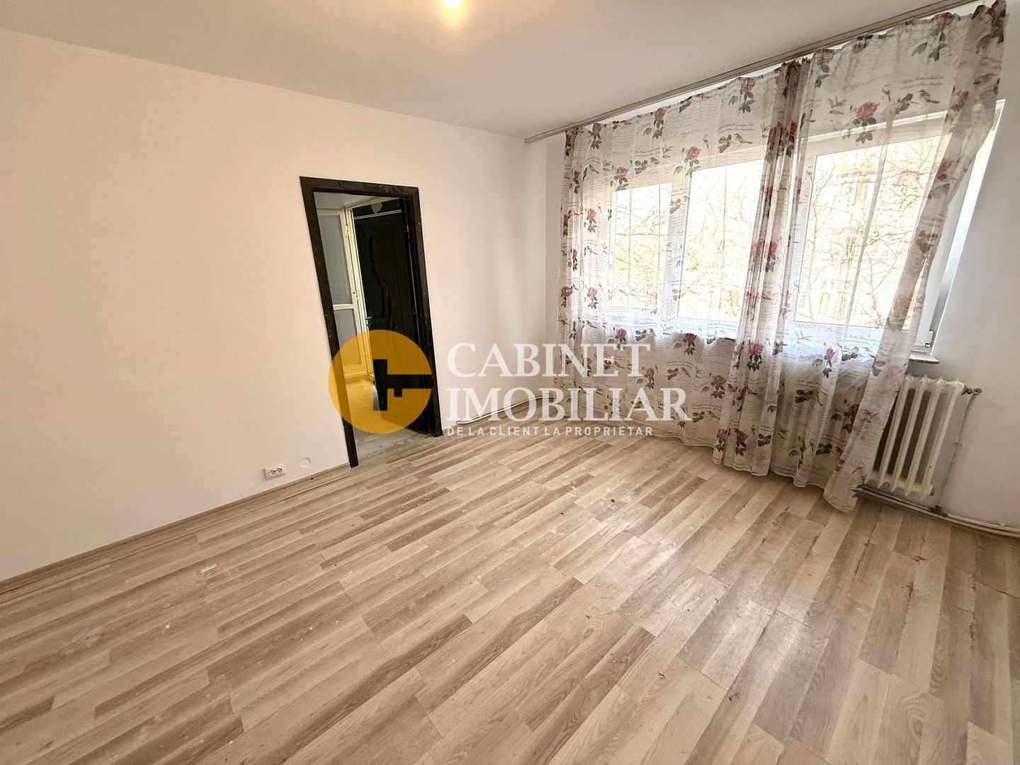 3 Camere - Etajul 1 - Zona Mircea Cel Bătrân - Poză 1