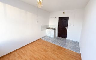 Garsoniera tip Cameră Tractorul, etaj intermediar - Poză 3