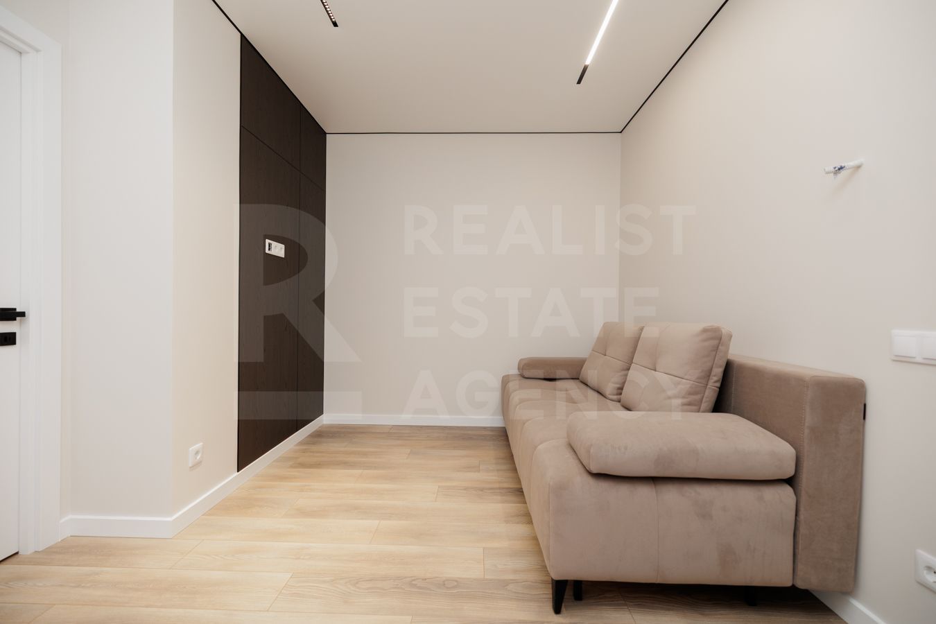 Vânzare, apartament, o cameră, str. Regina Elisabeta, Durlești - Poză 3