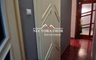 Apartament ULTRACENTRAL SALONTA, 3 camere, 74 mp, mobilat/utilat total - Poză 9