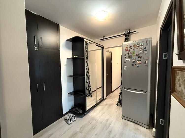 Apartamente cu 3 camere de închiriat , Militari-Uverturii - Poză 2