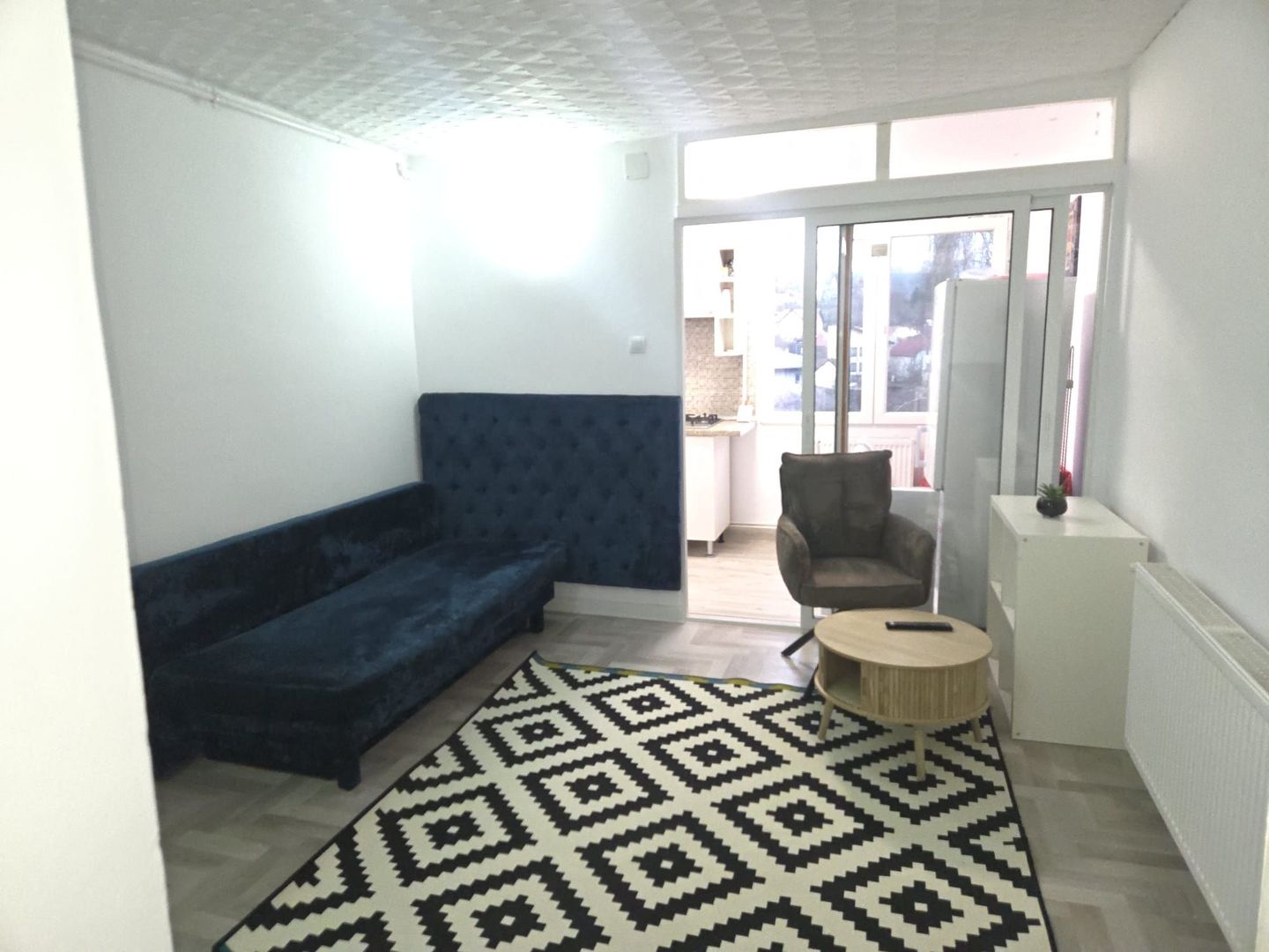 Garsoniera zona centrală-REGIM HOTELIER- - Poză 9