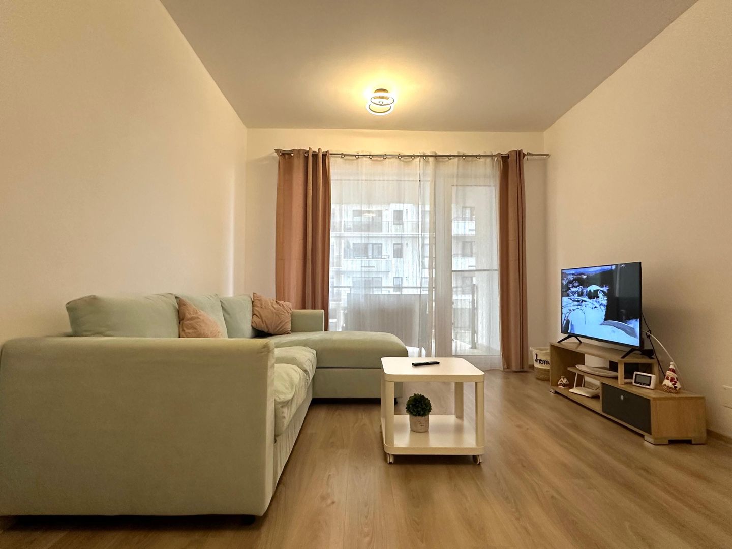 Apartament 2 camere, decomandat + loc de parcare – pet friendly - Poză 3