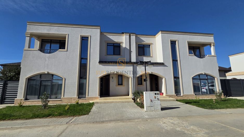 VILĂ MODERNĂ DE VÂNZARE –  POMPA DE CALDURA , PANOURI FOTOVOLTAICE - Poză 24