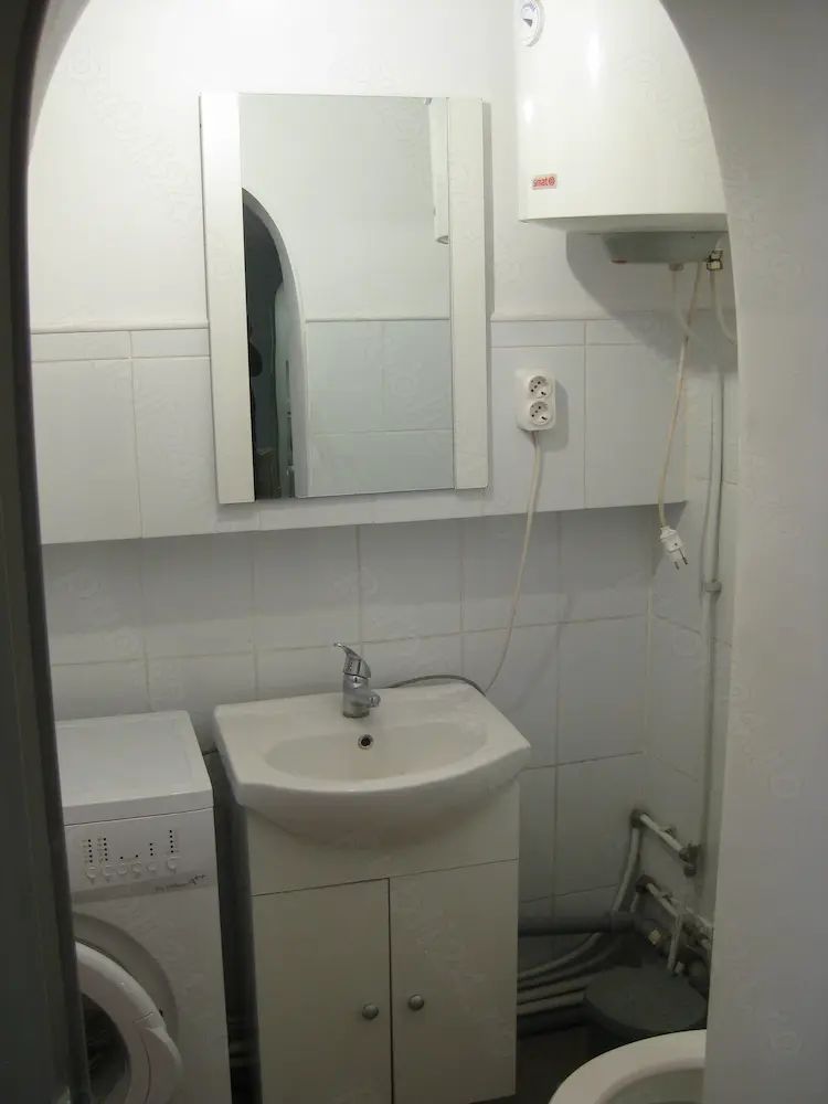 Închiriez garsonieră, Matei Basarab - Unirii, centrală proprie - Poză 5