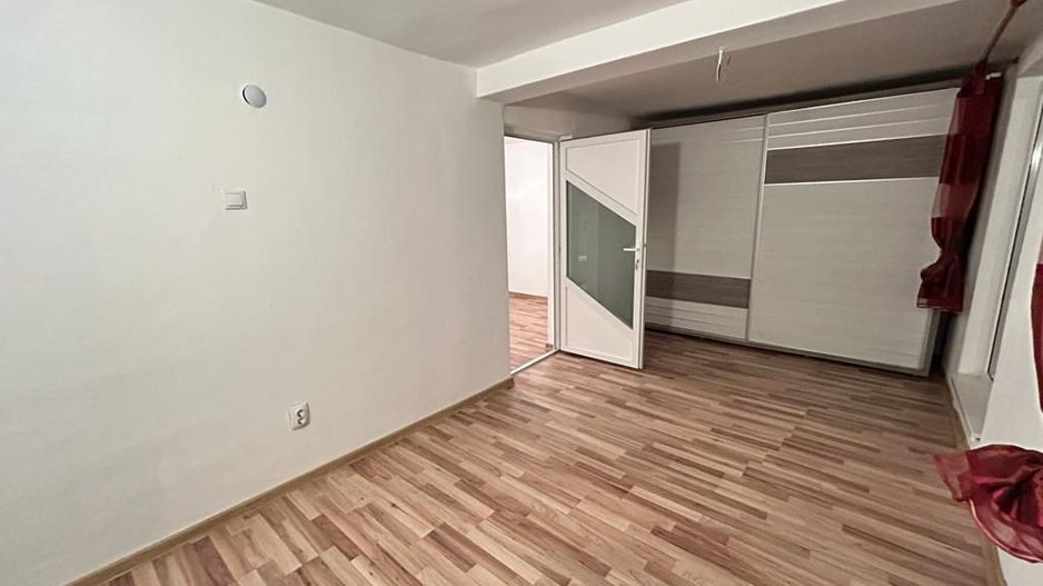 Mihai Bravu, Casa, 6 camere, sup. 250 mp. an 2024 - Poză 4