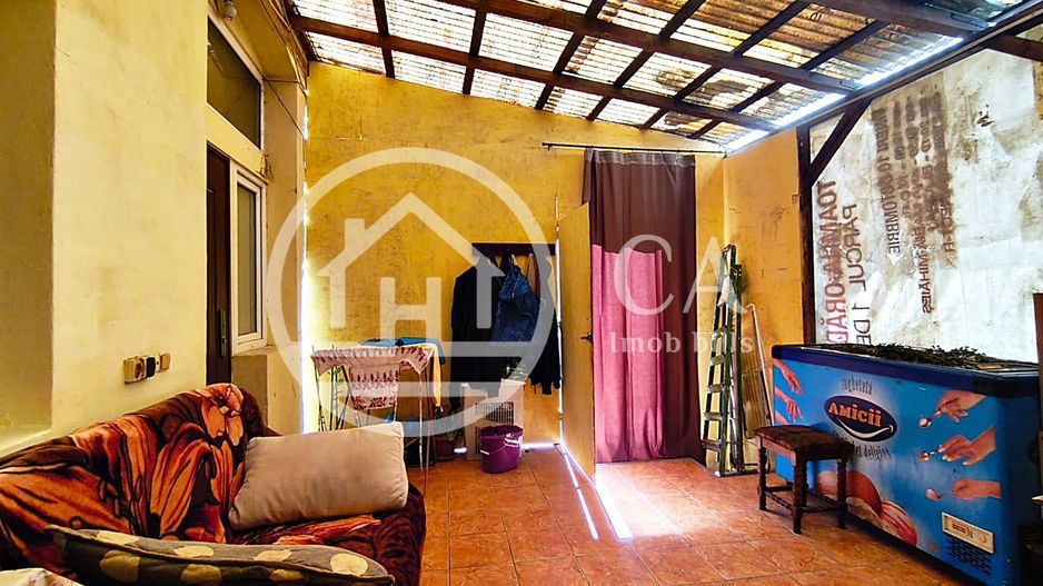 Proprietate mixta de vanzare apartament si spatiu comercial, Oradea - Poză 13