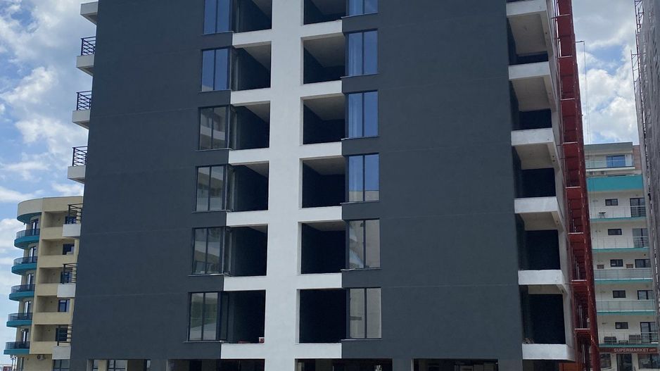 Ag. Eu. vinde Ap. 2 Cam 52 mp Et. 2/4  An 2023  30 m de plaja Mamaia Nord - Poză 4