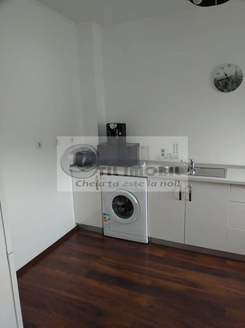 APARTAMENT  ULTRACENTRAL - MOBILAT si UTILAT - 121.000euro - Poză 9