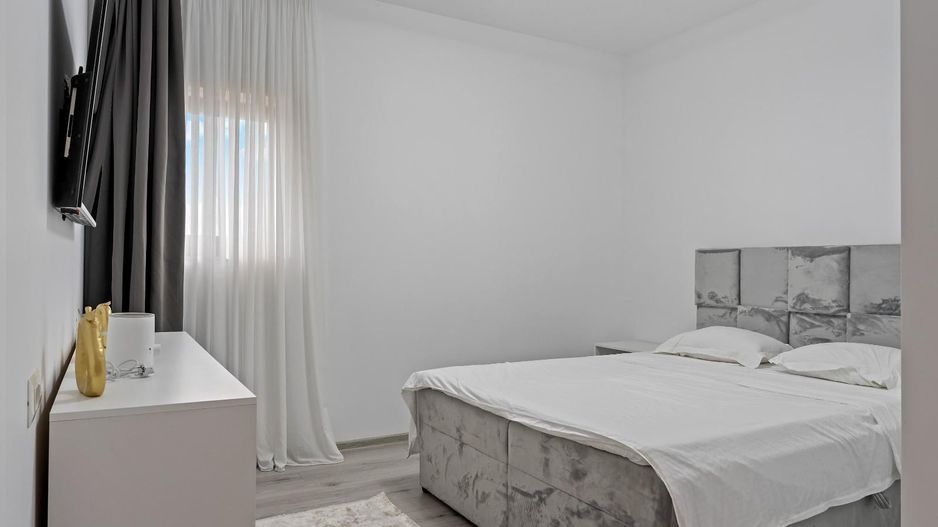 VILA CU PISCINA ZONA TUNARI - Poză 24