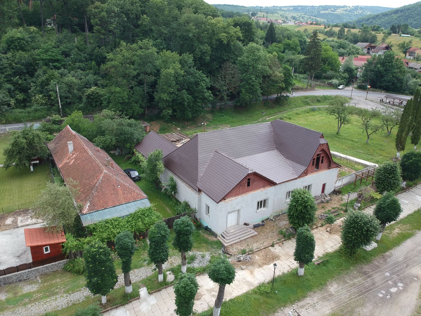 Casă 4camere+teren 719 m²central lângă izvoare de ape minerală Vâlcele - Poză 12