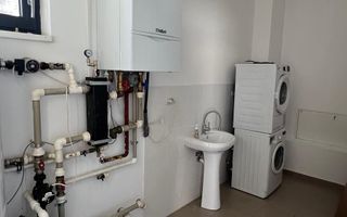 Iancu Nicolae  British School vila de închiriat 5 camere cu piscină - Poză 29