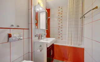 3Camere–Lujerului 2Min de Metrou, Mobilat, Centrală Propr, Reabilitat - Poză 12