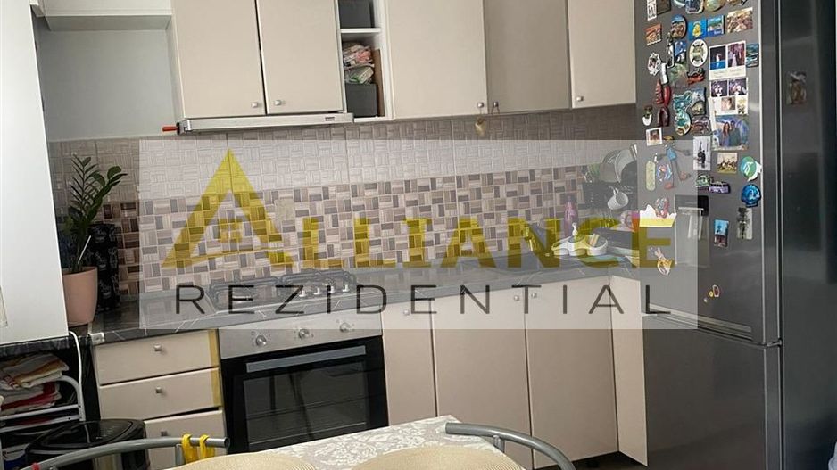 Apartament 3 camere - Poză 2
