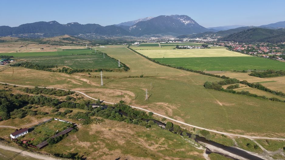 TEREN CU AMPLASAMENT RAR – DIRECT PE MALUL RÂULUI TURCU, ZĂRNEȘTI - Poză 3