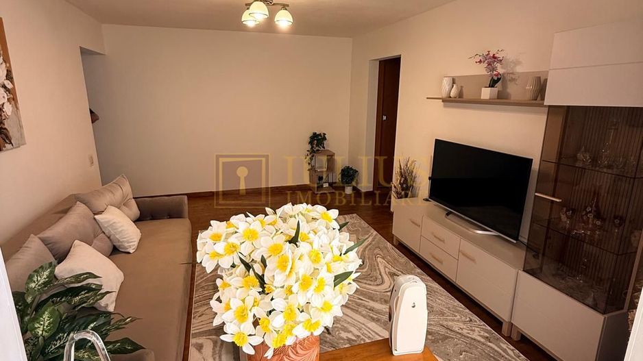 Recent renovat| Complexul Studentesc| 2 dormitoare + living | centrala proprie| - Poză 21