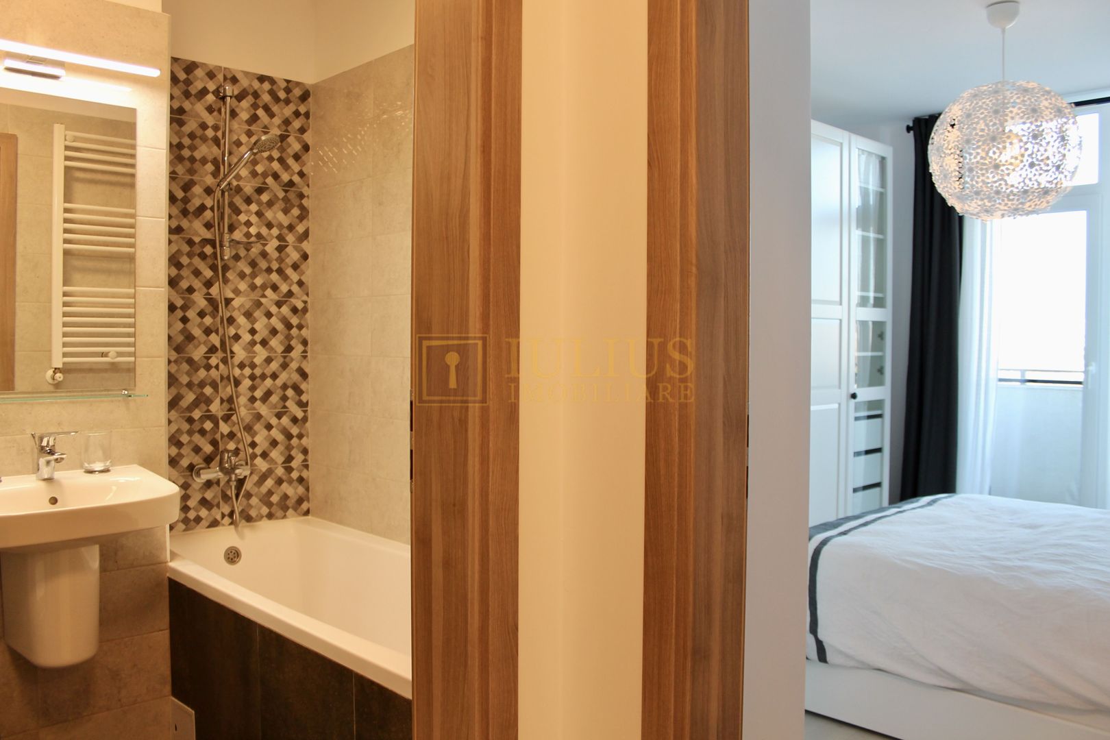 City of Mara, mobilat modern, parcare si contract inclus ! - Poză 9