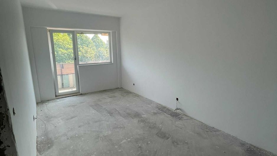 BRASADAS vinde ap 4 cam semifinisat etaj 3/8 in Micro16. - Poză 2