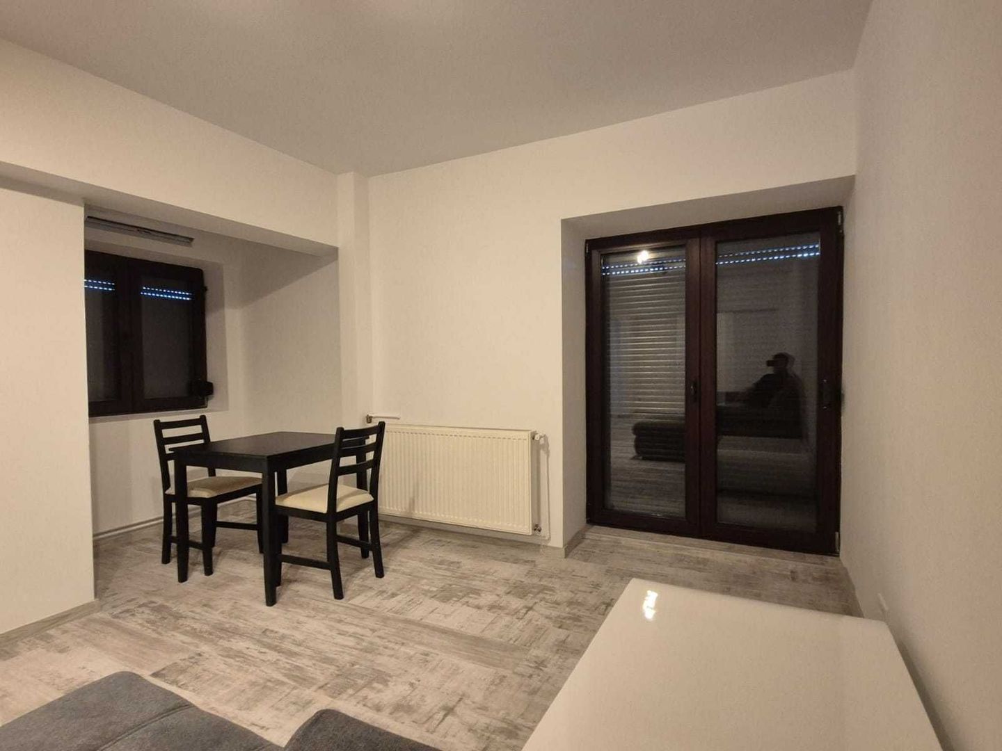 Apartament 2 camere, centrală proprie, modern, vedere spectaculoasă - Poză 4