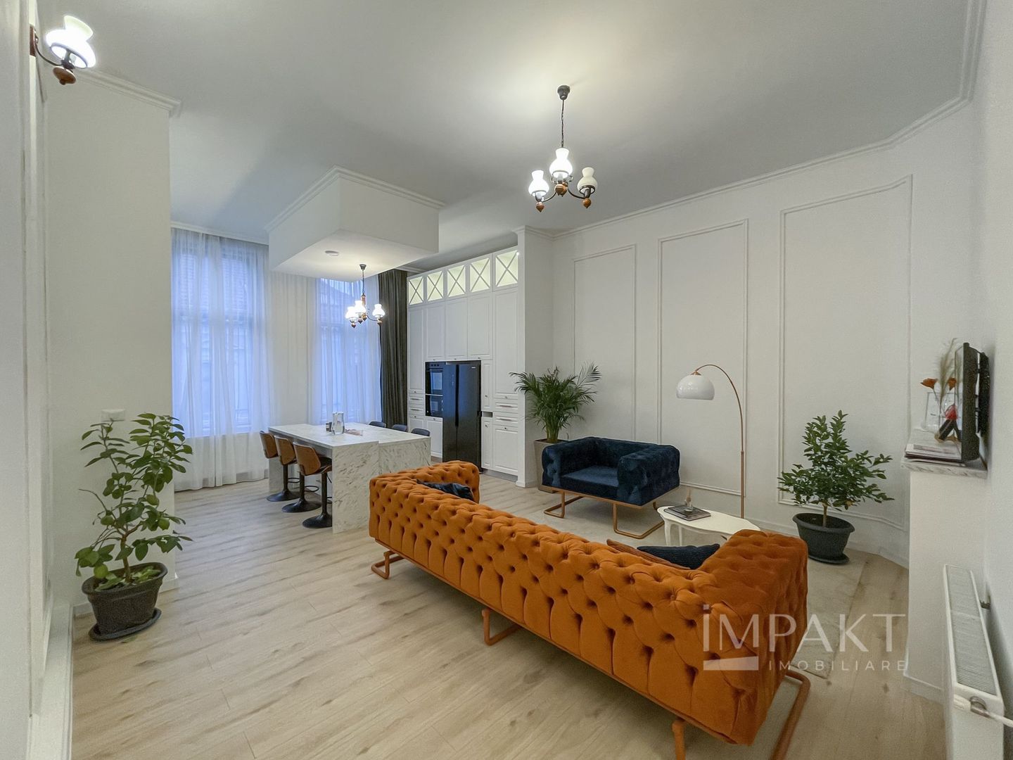 Apartament spectaculos cu 3 camere ultracentral - Poză 4