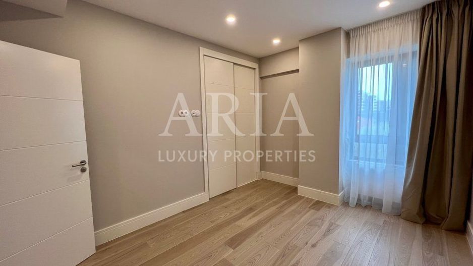 TRIANA 3CAMERE | BOXA | LOC DE PARCARE IN SUBTERAN | PISCINA | GYM - Poză 6