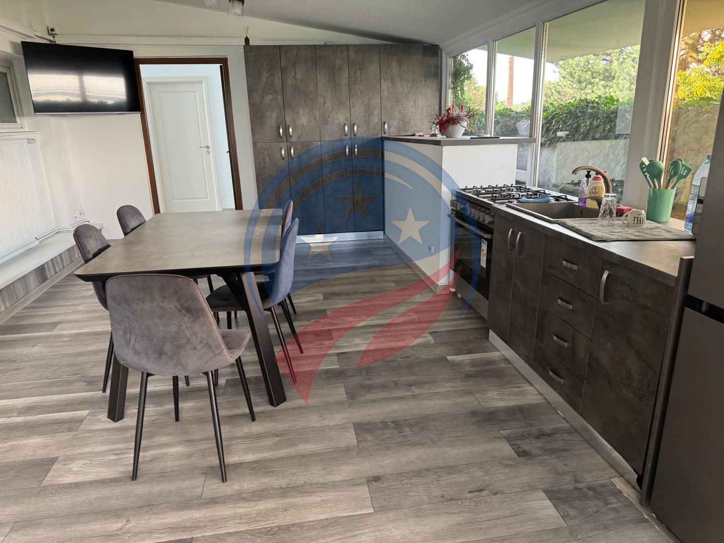 Spațiu comercial de închiriat - Poză 10