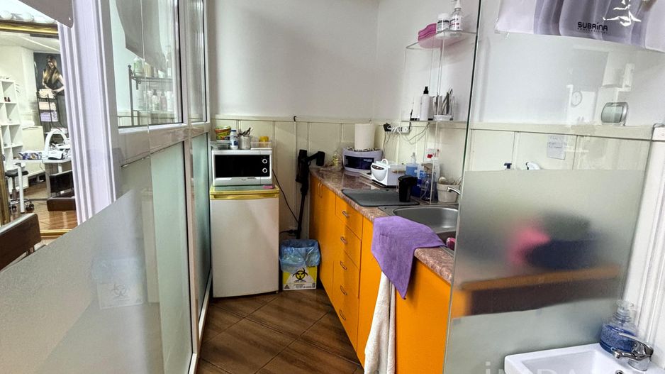 Dau in chirie spatiu comercial Cluj- salon infrumusetare - Poză 9