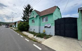 Casă spațioasă si 1790mp teren de vanzare in Hașag, la doar 30 km de Sibiu - Poză 1
