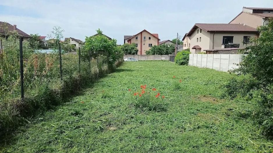 Teren intravilan de vanzare - Poză 1