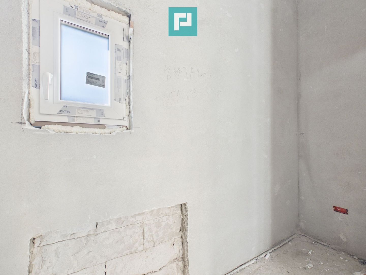 Casă deosebită în Parneava – Strada Griviței - Poză 16