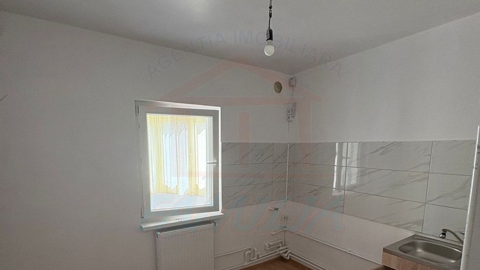 🏠 APARTAMENT 2 CAMERE DECOMANDATE | IC FRIMU - Poză 6