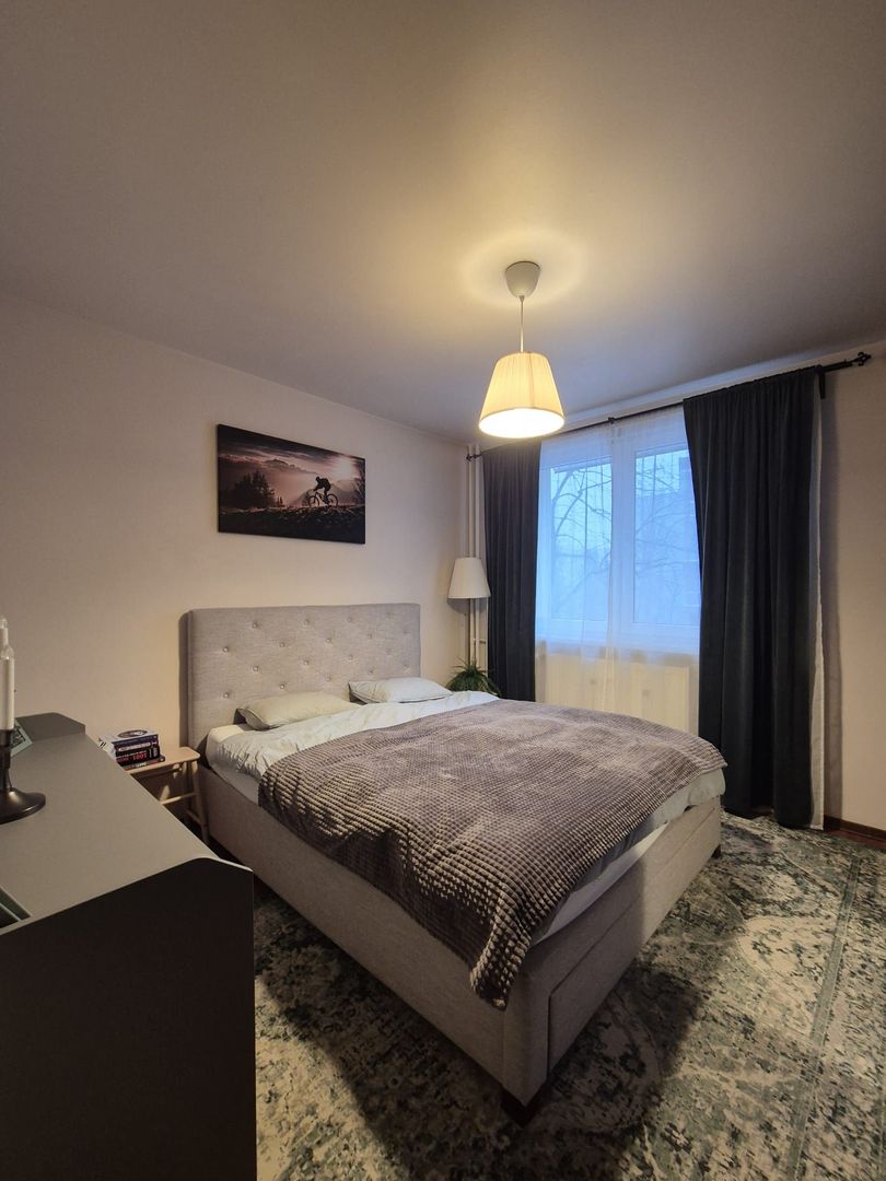 3 CAM._OZANA_1 DECEMBRIE 1918_SC. GIMNAZIALA 82_6 MIN METROU! - Poză 2