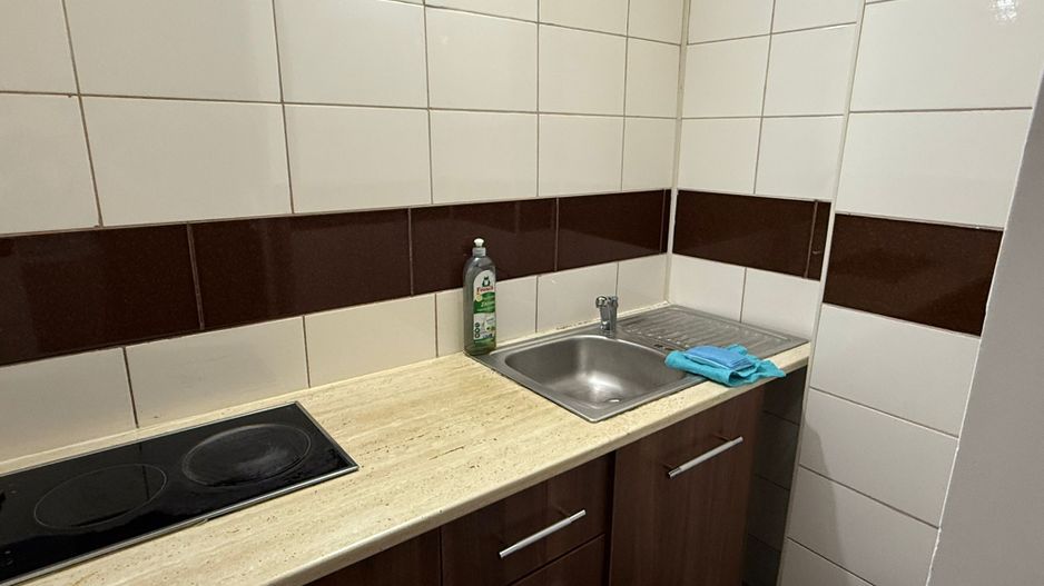 VANZARE Garsoniera in zona Unirii - Poză 9