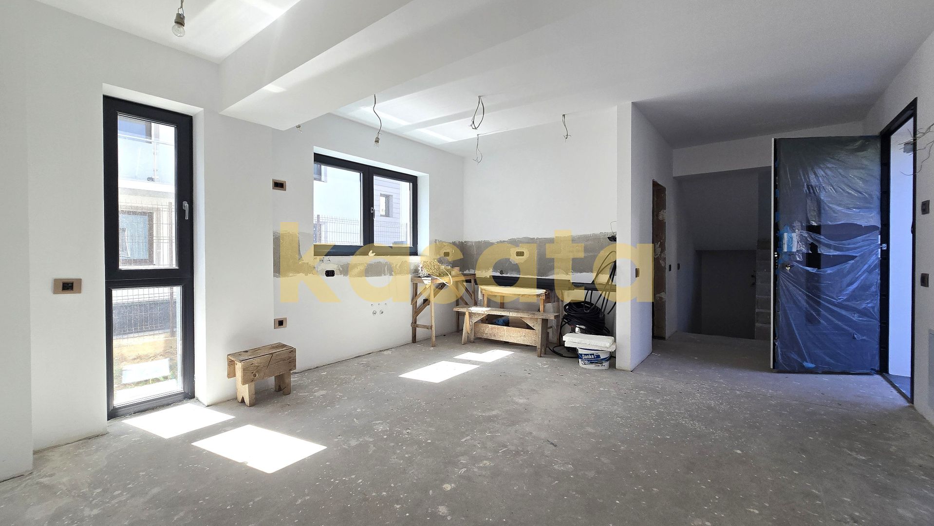 Vila Sisesti | 4 camere | Curte libera 211 mp | VIDEO - Poză 12