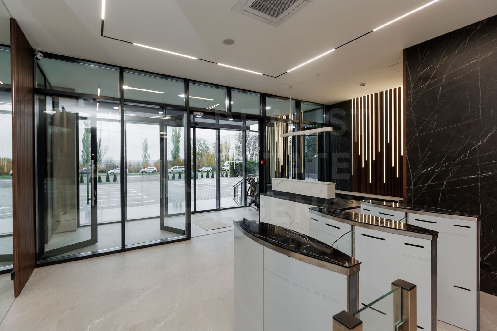 Chirie un complex de birouri ultra-modern, bulevardul Dacia, Botanica - Poză 44