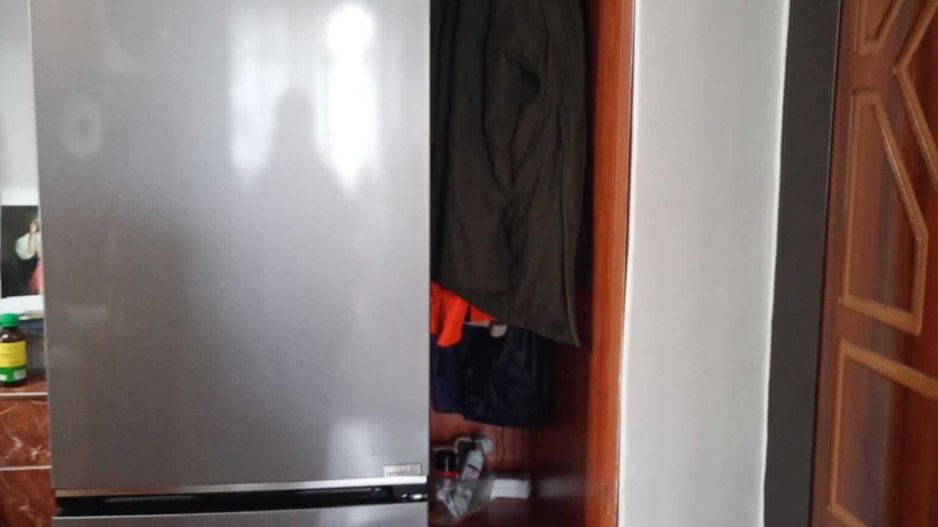 BRASADAS vinde ap 2 cam etaj 3/4 in Carpați 1 - Poză 6