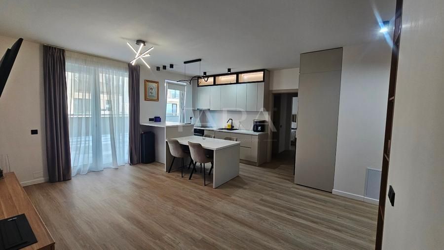 Apartament 3 camere, terasă, 2 parcări. Zona Urbano Panoramic Floresti - Poză 2