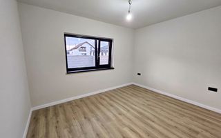 Casa 4 camere, 355 mp teren, gata de mutat, cartier Orizont - Poză 12