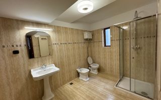 Universitate 20 camere arhitectura interbelica garaj curte piscina - Poză 21