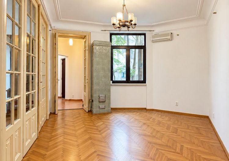Apartament 3 camere de vanzare, Universitate, centrală proprie, parcare -Rosetti - Poză 2