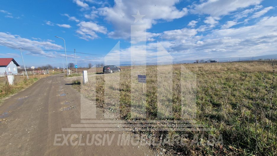 Teren intravilan | 593 mp | 21 mp deschidere | Partos - Poză 2